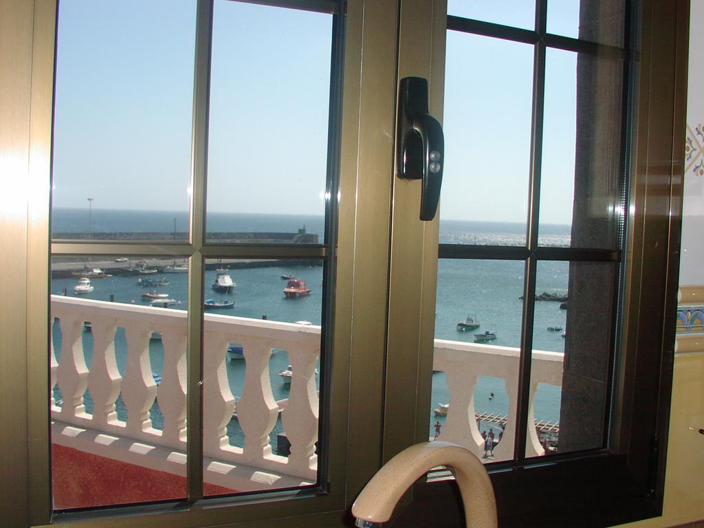 Vivienda Vacacional La Roca La Restinga Exteriör bild