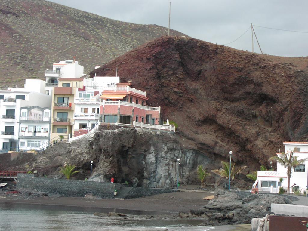 Vivienda Vacacional La Roca La Restinga Exteriör bild